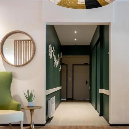 Western Le Loch Hotel Auray